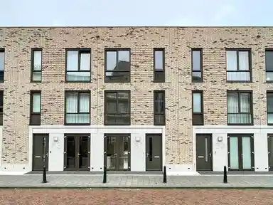 127m2 Haus zur Miete für 2450€/Monat in Cornelia de Langeweg 61, The Hague