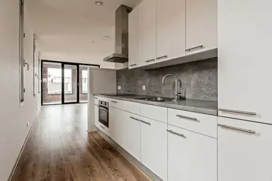 100m2 Wohnung zur Miete für 1725€/Monat in Begijnhof, Breda