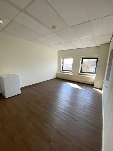 19m2 Kamer te huur voor 550€/maand in Van Swietenstraat, Leeuwarden