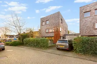 168m2 maison à louer pour 2750€/mois à Johannes de Heerlaan, Driebergen-Rijsenburg