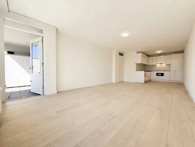 84m2 flat te huur voor 2150€/maand in Korbootstraat, The Hague
