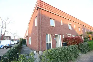 85m2 house to rent for 1785€/month in Bongerd 33, Hendrik-Ido-Ambacht