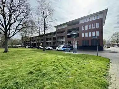 99m2 Wohnung zur Miete für 1825€/Monat in van Slingelandtstraat, Breda