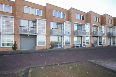 145m2 house to rent for 2300€/month in Saerdam 151, Lelystad