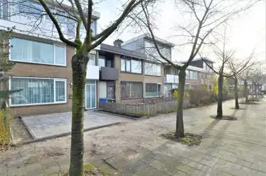 250m2 house to rent for 6500€/month in Wallestein 1081, Amsterdam