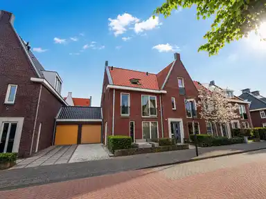 159m2 house to rent for 1777€/month in Ellertsveldlaan 49, The Hague