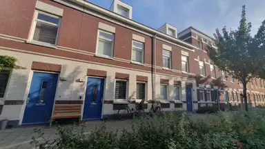 114m2 maison à louer pour 1800€/mois à Bloklandstraat 55, Rotterdam