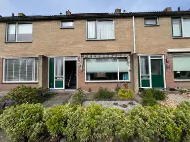 58m2 huis te huur voor 910.73€/maand in Dokter de Kockstraat 60, Bruinisse
