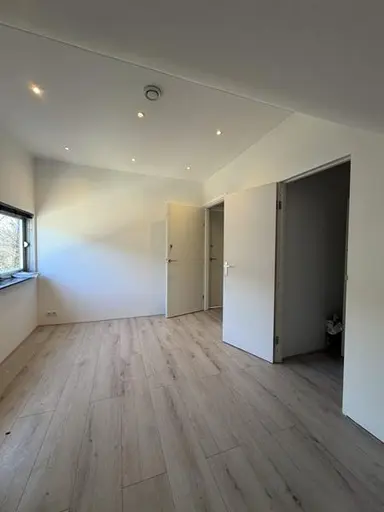 15μ² Δωμάτιο προς ενοικίαση για 685€/μήνα σε Platostraat, Rotterdam