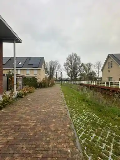 179m2 maison à louer pour 3550€/mois à dokter Sabelstraat, Badhoevedorp