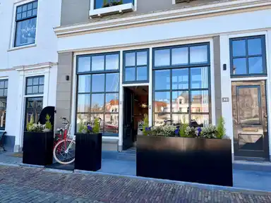 133m2 flat to rent for 2499€/month in Bierkade 3A, Goes