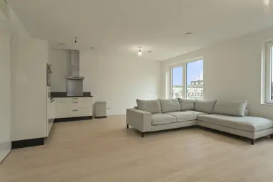 78μ² Διαμέρισμα προς ενοικίαση για 1435€/μήνα σε Van Heuven Goedhartstraat 135, Schiedam