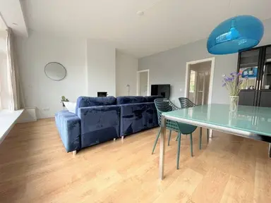 89m2 Appartamento in affitto per 2395€/mese a Bentinckplein, Rotterdam