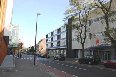 100m2 Appartamento in affitto per 1575€/mese a Schiedamseweg, Vlaardingen