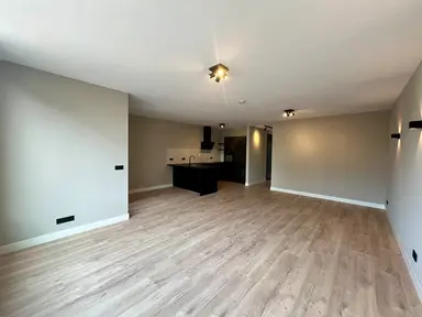 100m2 Appartement te huur voor 2750€/maand in Elgarlaan, Rotterdam