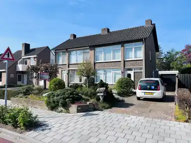 109m2 maison à louer pour 1375€/mois à Meemortel 6, Budel