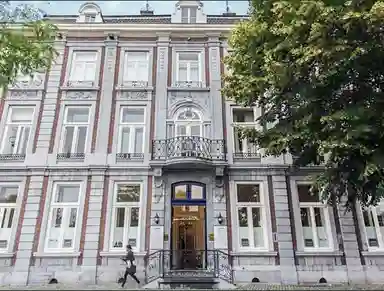 23m2 Appartement à louer pour 1196€/mois à Kleine Gracht, Maastricht