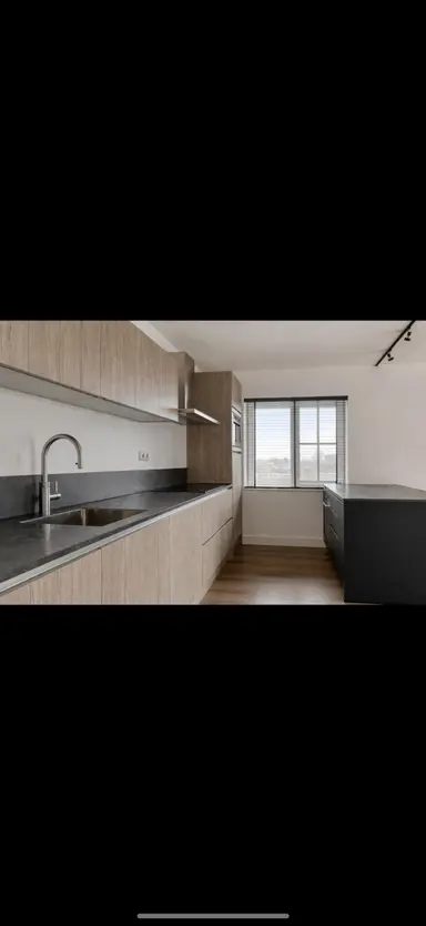 8.3m2 Chambre à louer pour 1000€/mois à Provincialeweg, Zaandam