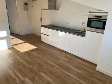 39μ² Διαμέρισμα προς ενοικίαση για 1300€/μήνα σε Willem II-straat 23-01, Tilburg