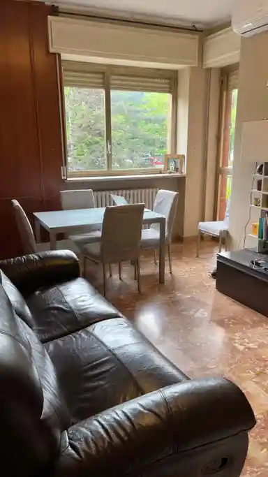 120m2 room to rent for 550€/month in 65 65, Zaandam