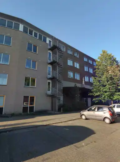 75m2 apartment to rent for 762.83€/month in Piet Heinstraat 172, Hengelo