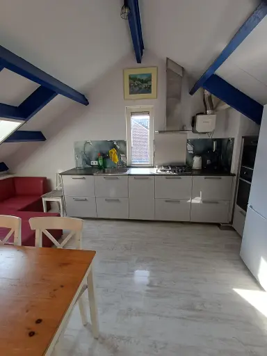 20m2 room to rent for 1050€/month in Van Limburg Stirumlaan, Hillegom