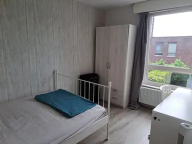 25m2 Kamer te huur voor 1150€/maand in Andrej Sacharowstraat, The Hague