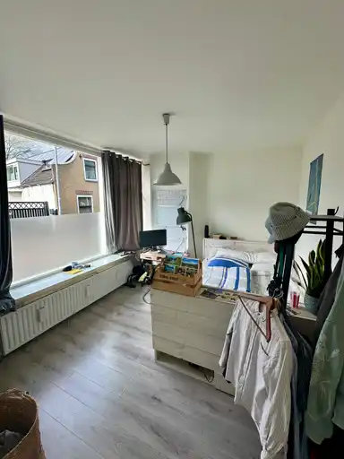 21μ² Δωμάτιο προς ενοικίαση για 1050€/μήνα σε Bovenstraat, Rotterdam