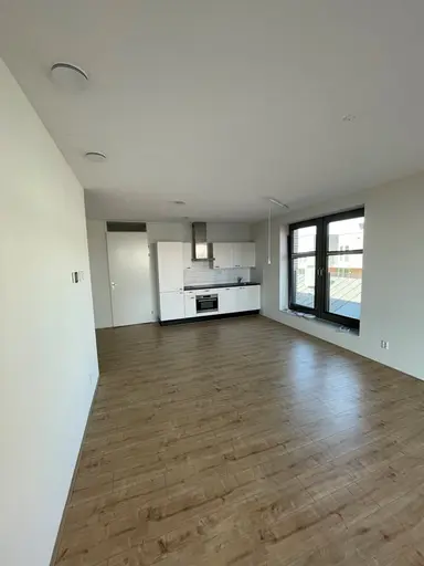90m2 studio te huur voor 2500€/maand in Oostenburgermiddenstraat, Amsterdam