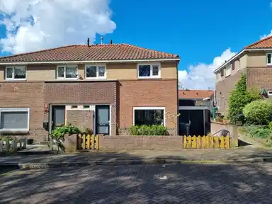 99m2 house to rent for 1950€/month in Dennenweg, Arnhem