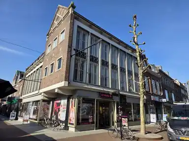 82m2 apartment to rent for 1475€/month in Nieuwstraat, Hengelo