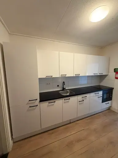 162m2 Haus zur Miete für 2650€/Monat in G.J. van Heekstraat, Enschede