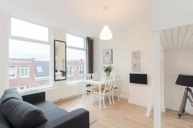 15m2 Camera in affitto per 800€/mese a Noorderbeekdwarsstraat, The Hague