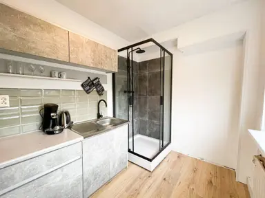 30μ² στούντιο προς ενοικίαση για 750€/μήνα σε S.M. Hugo van Gijnweg, Dordrecht