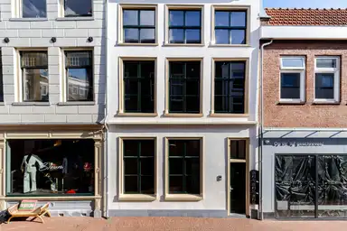 57m2 apartment to rent for 2475€/month in Hoogstraat 176A, Schiedam