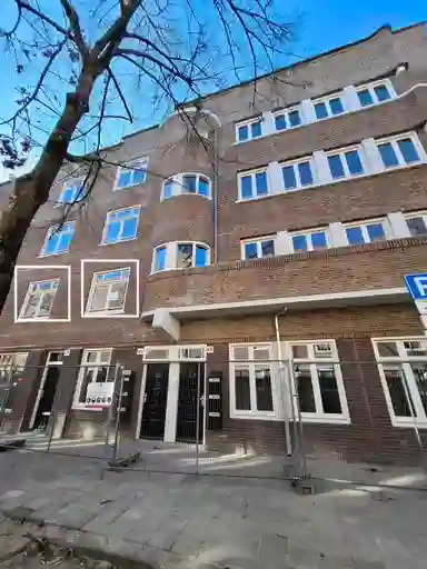 42m2 Appartement te huur voor 917€/maand in Waverstraat 101-1, Amsterdam