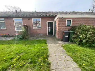 75m2 house to rent for 450€/month in Hardinxveld-Giessendam