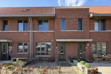 124m2 house to rent for 932€/month in C. Lofstraat 18, Barneveld