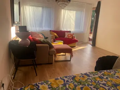 110m2 room to rent for 1100€/month in President Allendelaan, Amsterdam
