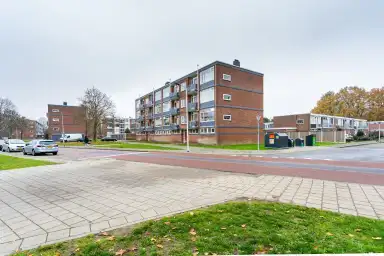 86m2 apartment to rent for 720.46€/month in Bruggertstraat 175, Enschede