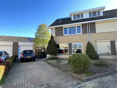 173m2 house to rent for 1950€/month in Vuurijzer 172, Uden