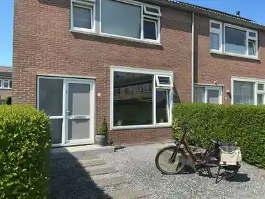 58m2 house to rent for 947.38€/month in Zijpestraat 8, Zierikzee