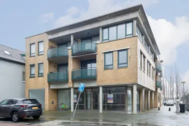 122m2 apartment to rent for 1773€/month in Zuiderhoofdstraat 16D, Krommenie