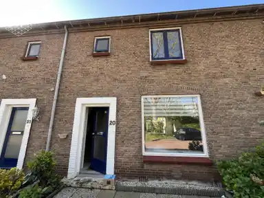 100m2 house to rent for 515€/month in Populierenstraat 2441, Roelofarendsveen