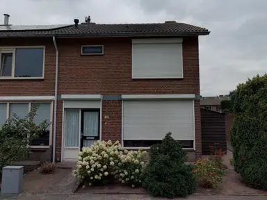 102m2 house to rent for 765.84€/month in Bollaard 31, Teteringen