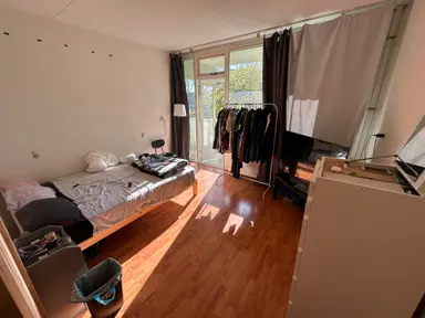 95m2 Kamer te huur voor 750€/maand in Grubbehoeve, Amsterdam