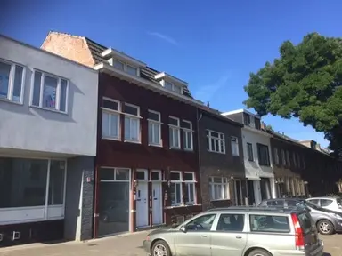 12m2 Chambre à louer pour 590€/mois à Heerderweg, Maastricht