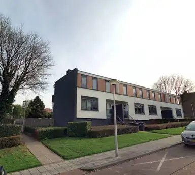 115m2 maison à louer pour 757.6€/mois à Leeuwerikstraat 20, Kerkrade