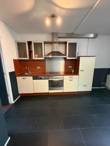 12m2 Kamer te huur voor 600€/maand in Velveweg 136, Enschede