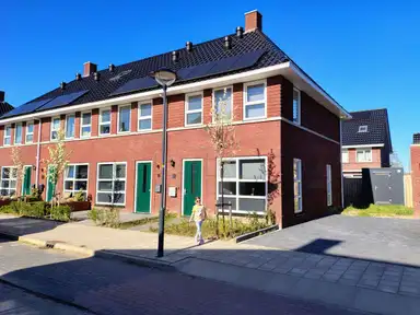 100m2 Haus zur Miete für 1980€/Monat in De Weide 14, Zwaagdijk-Oost
